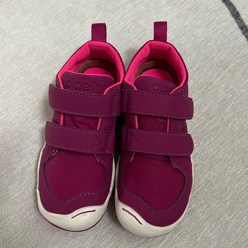 Plae Lucien Sneakers - Like New